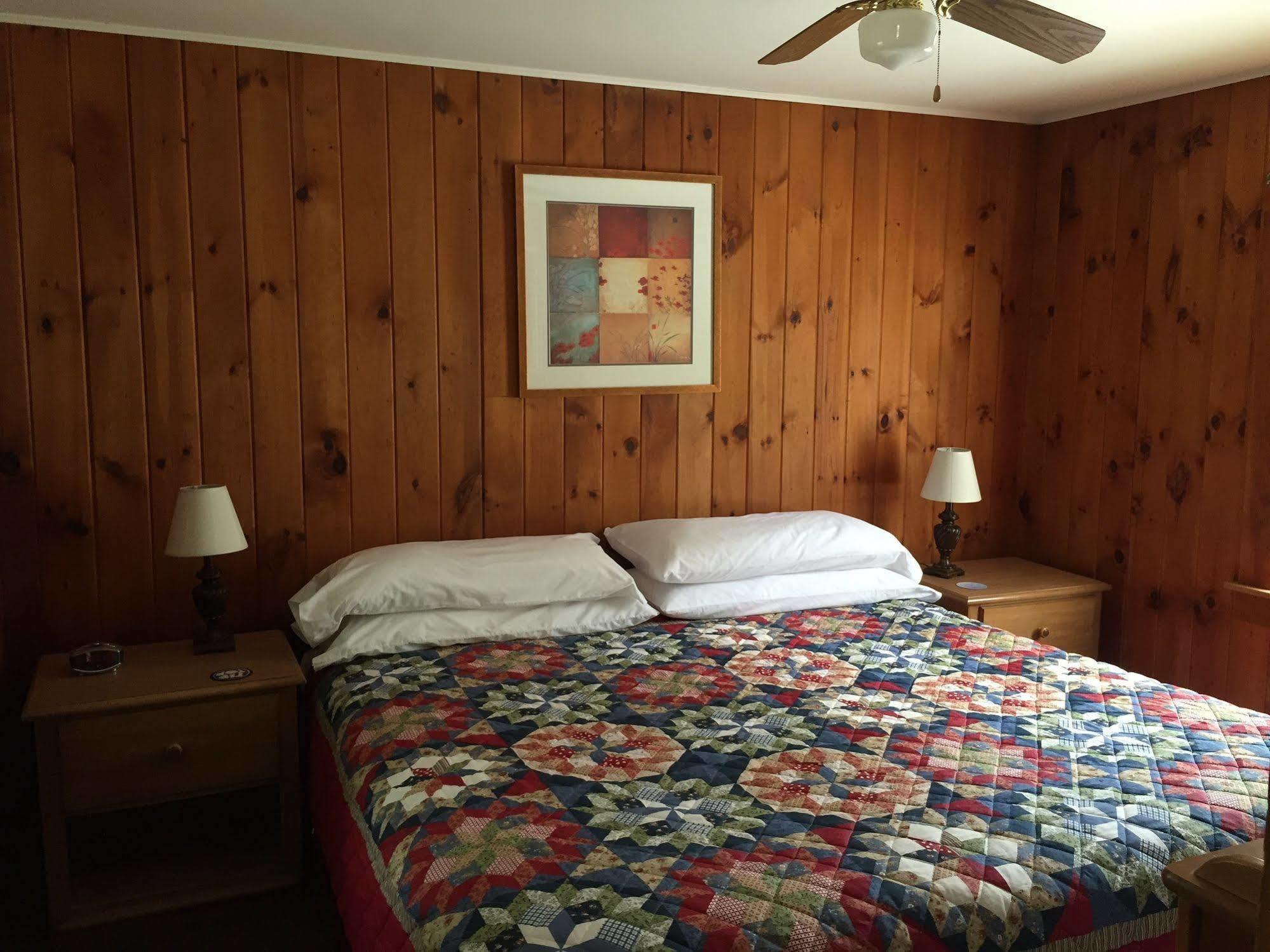 Pine Valley Cabins Thornton Экстерьер фото